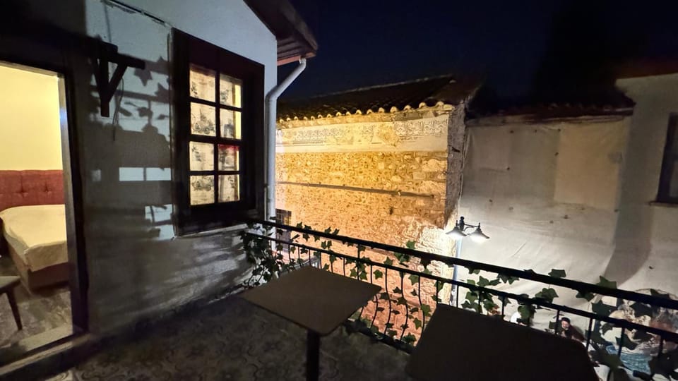 Callisto Pub & Kitchen & Hotel Hotel in Antalya