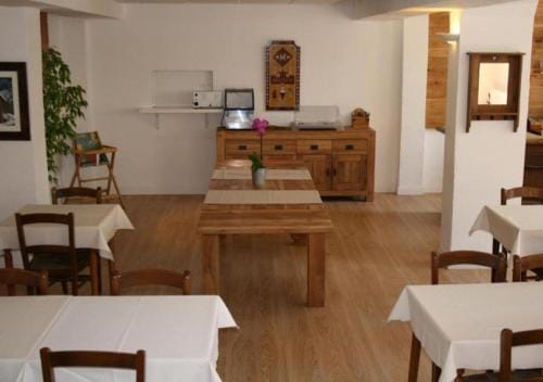 Le Chastellan Double roomChambre Double Hotel in Piedmont