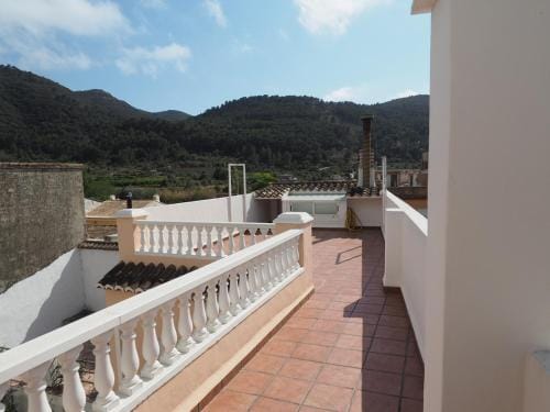 Ca la Lela Inn in Safor