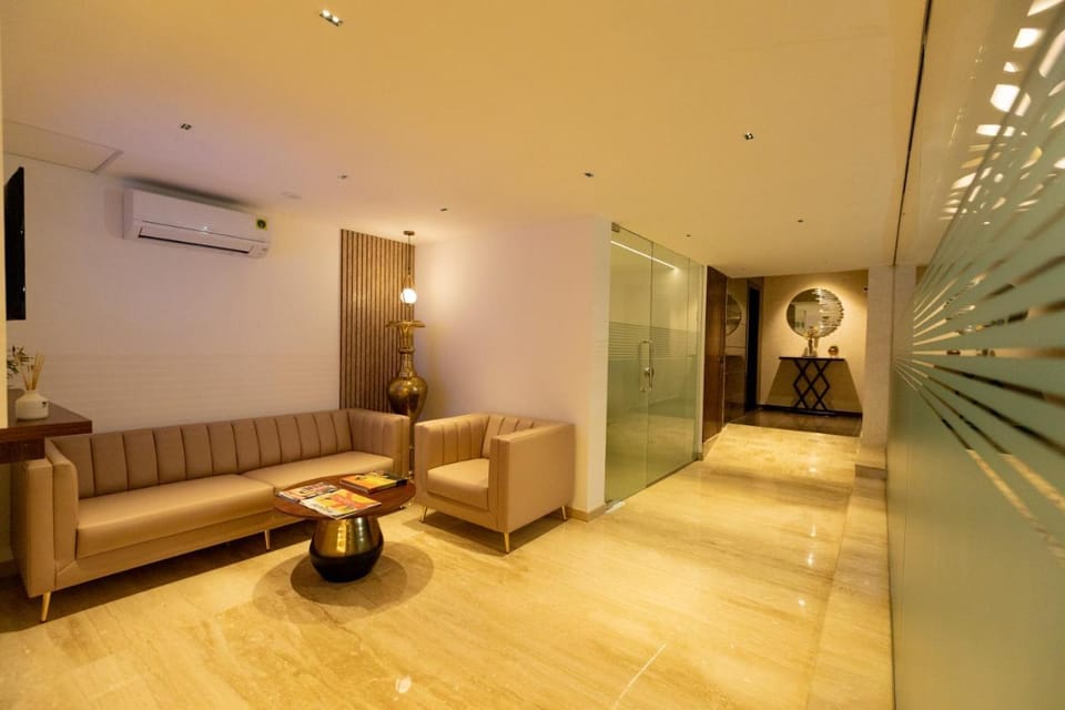 Hotel Inland Avenue Hotel in Mangaluru