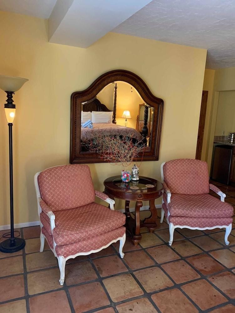 LaMaison Palm Springs Hotel in Palm Springs