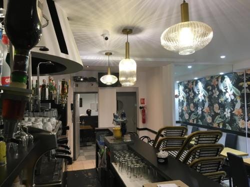 le paris saint ouen Hotel in Paris