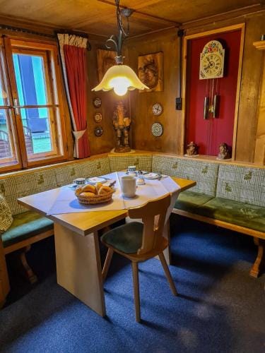 Haus Daheim Hotel in Tyrol