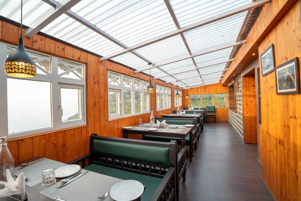 Poshtel Meghma Hostel in Darjeeling