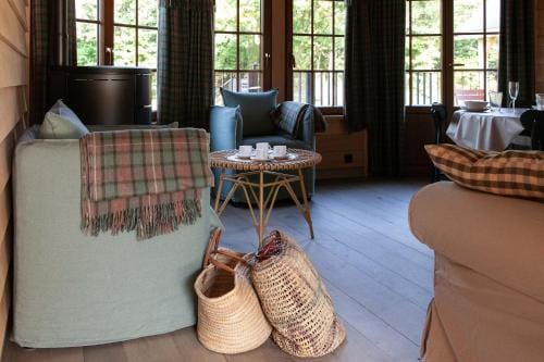 Take It Slowly Lodge in Wallonia, Belgium