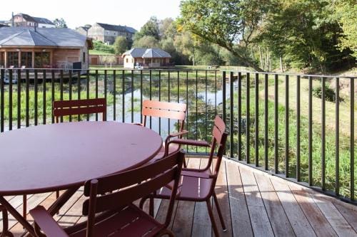 The Early Birds Lodge in Wallonia, Belgium