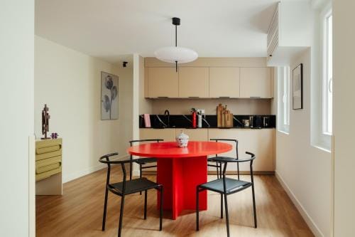 Edgar Suites Marais - Temple Hotel in Paris