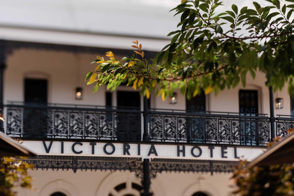 The Victoria Hotel Rutherglen Hotel in Rutherglen