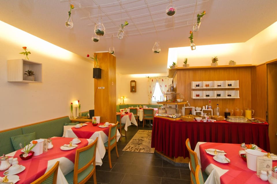 Rosenhotel Hotel in Saarland, 66, Germany