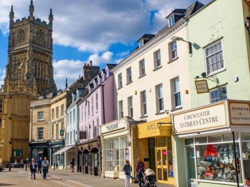 Cotswold Dream Getaways Hotel in Cirencester