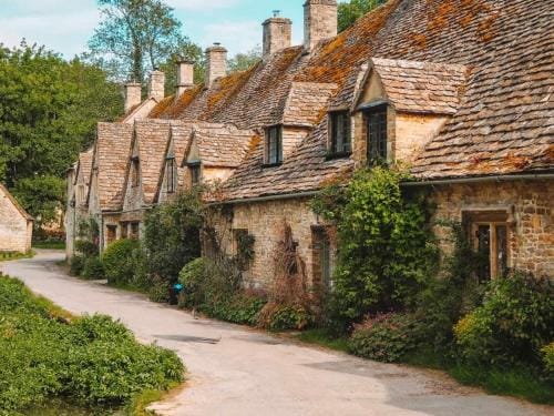 Cotswold Dream Getaways Hotel in Cirencester
