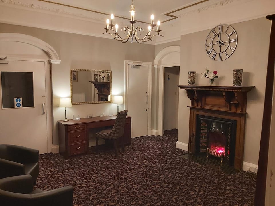 The Strathearn Hotel Hotel in Kirkcaldy