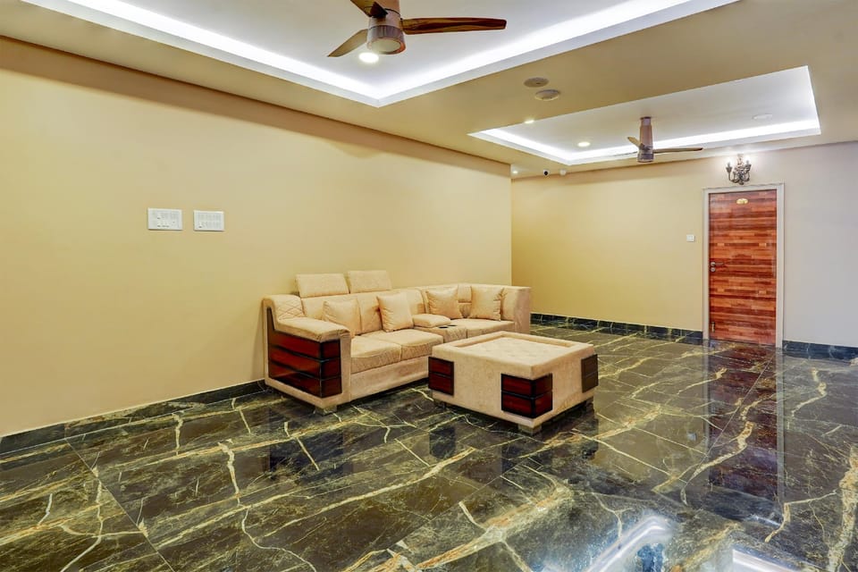 Super Townhouse NK Vivanta Luxury Rooms Hotel in Tamil Nadu