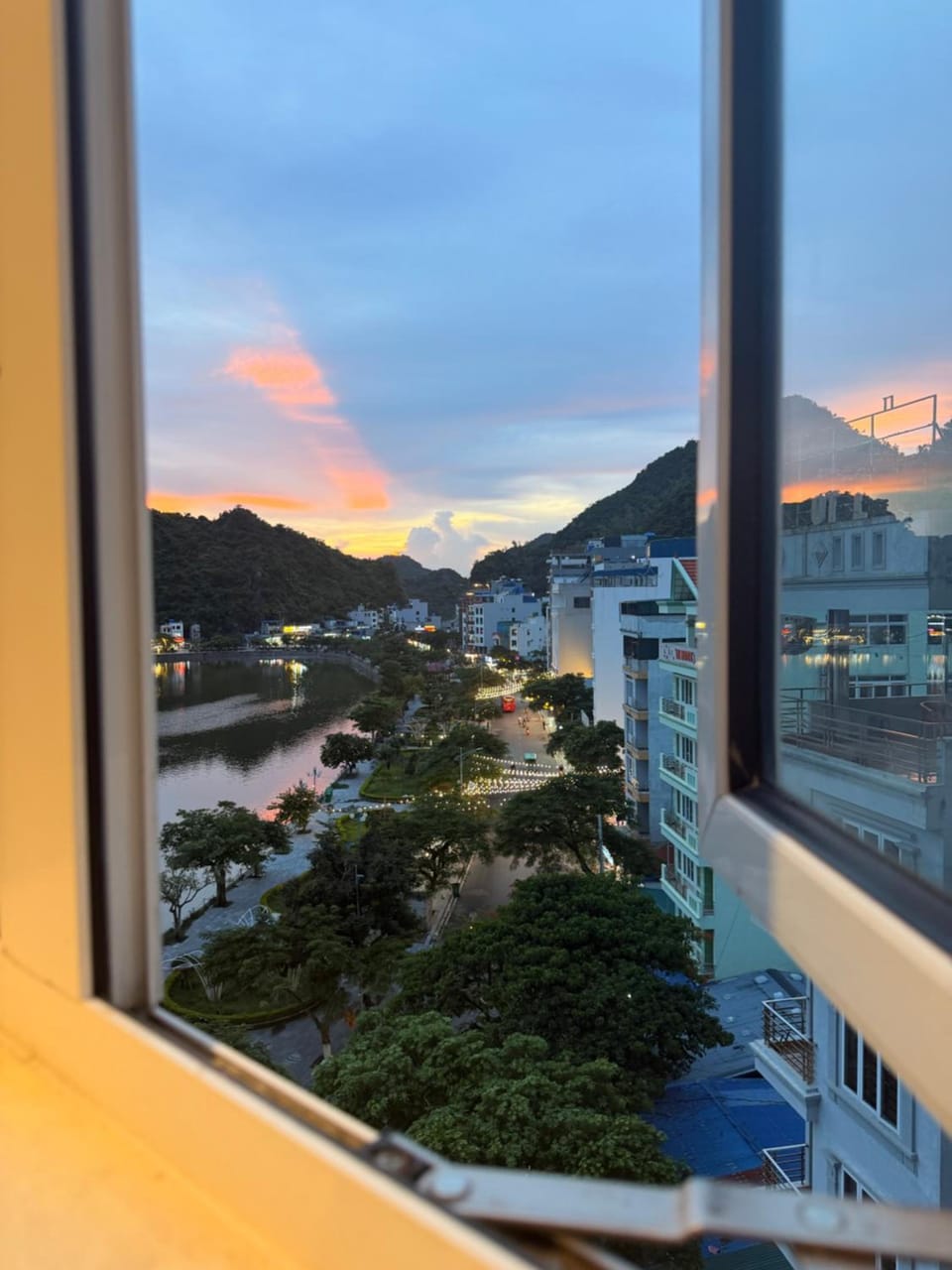 Chu Long Hotel  Hotel in Laos