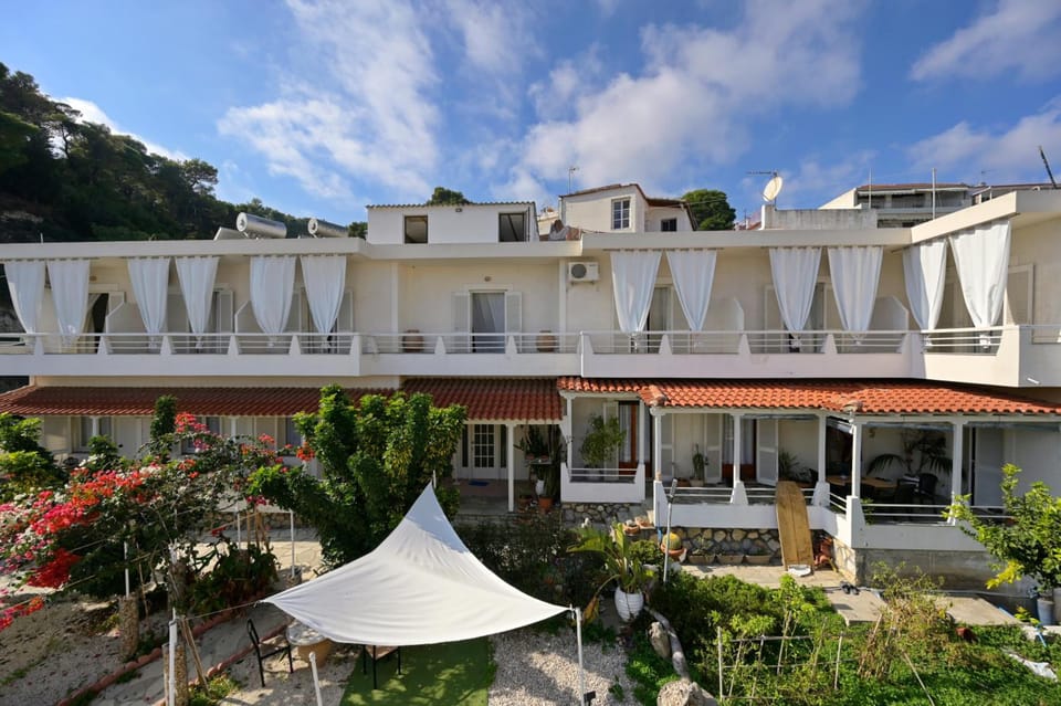 Gioula's Residence Apartment hotel in Sporades, Greece