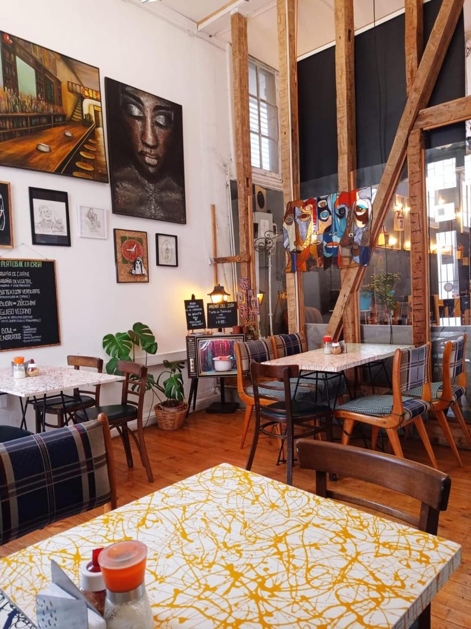 Casa Volante Hostal Hotel in Valparaiso