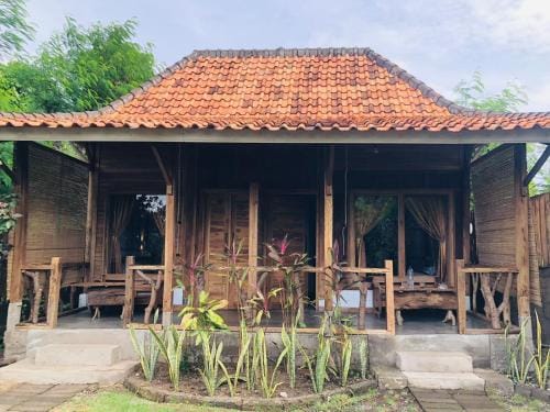 Umah Kayu 1-Menjangan homestay Hotel in Bali
