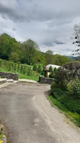 Chambre d'hote dans le Cantal vallee de la Maronne Hotel in Auvergne-Rhône-Alpes
