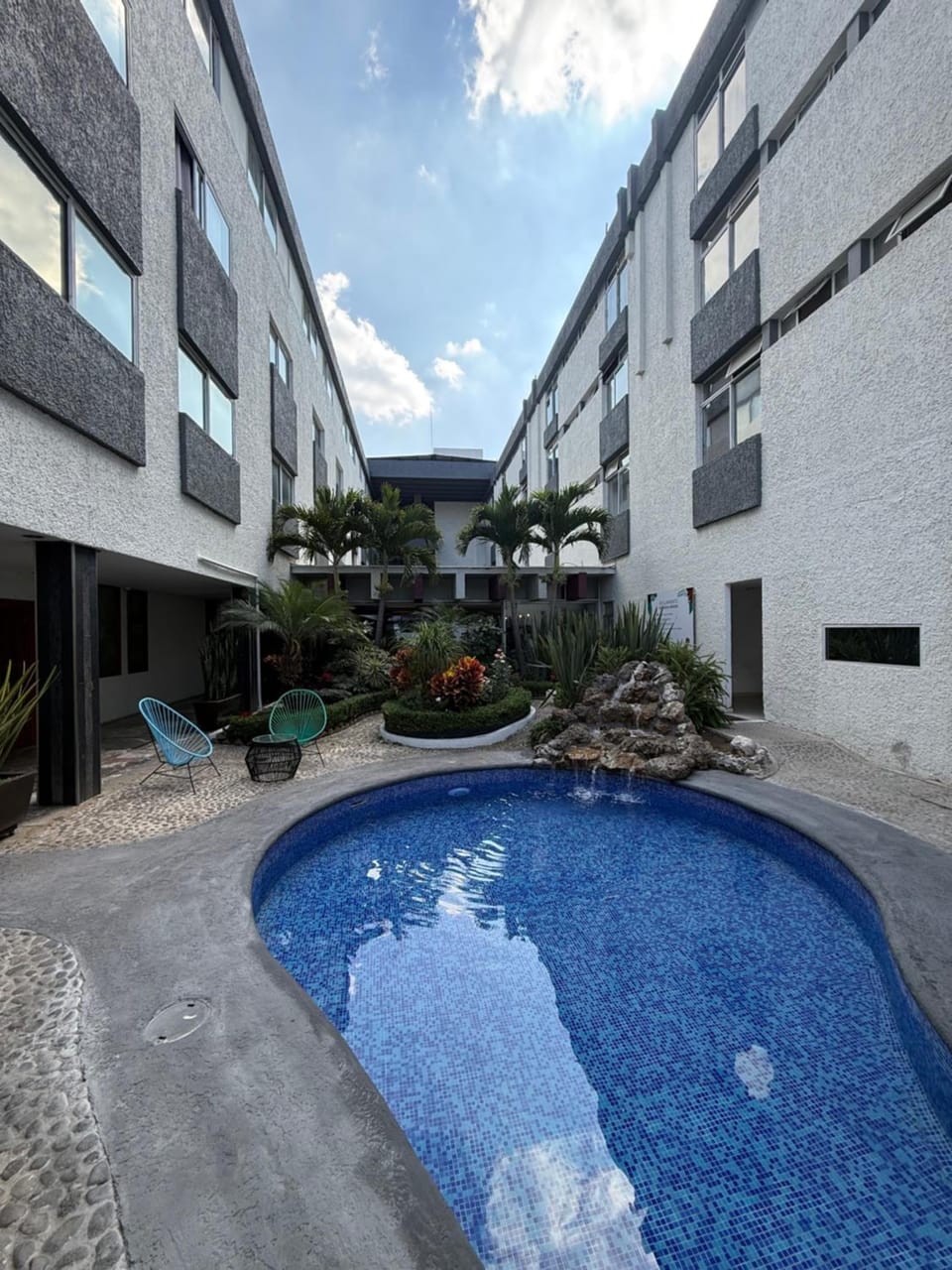 Swimming pool