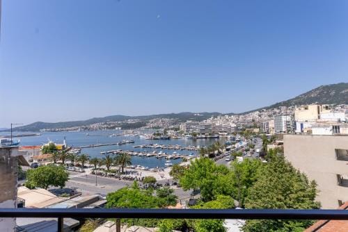 Iridium Old Town Luxury Suites Hotel in Kavala