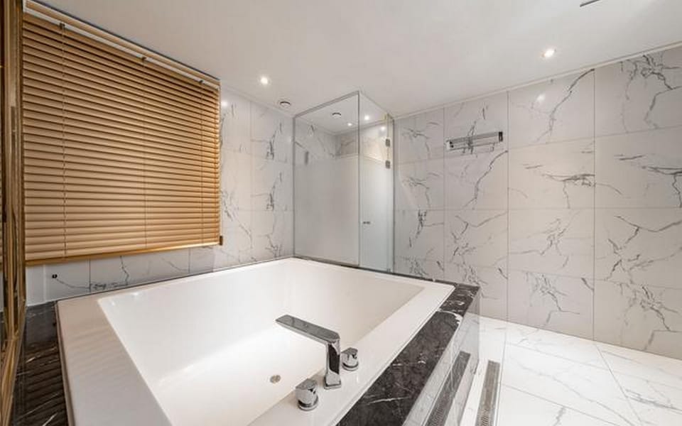 Hotel Cullinan Yeoksam Motel in Seoul