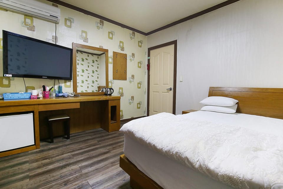 Nonsan Hwangje Motel Motel in South Korea
