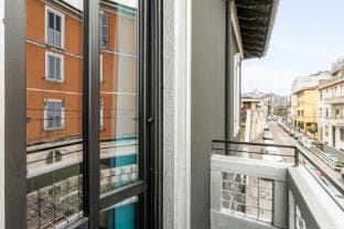 Quantum 5 Electron in Milano Hotel in Milan