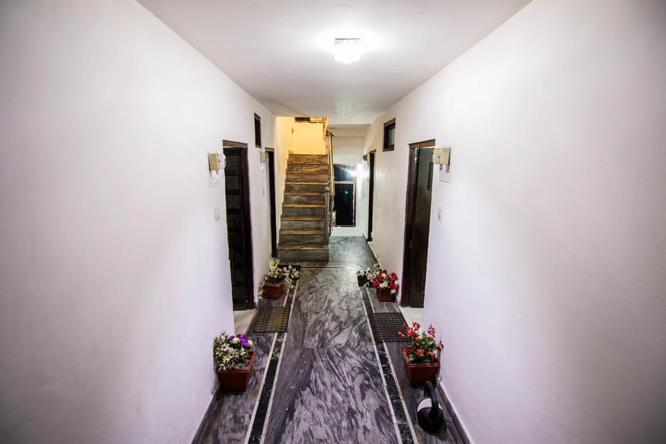 Hotel Holiday Plaza Hotel in Himachal Pradesh
