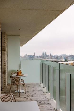 Your perfect coastal escape with swimming pool Hotel in Ostend