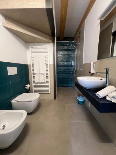 Caivano Rooms New Opening Hotel in Torri del Benaco