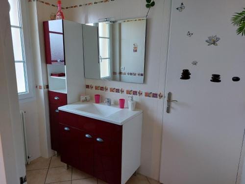 LES ROSSIGNOLS Hotel in Centre-Val de Loire