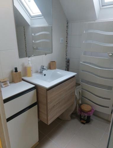 LES ROSSIGNOLS Hotel in Centre-Val de Loire