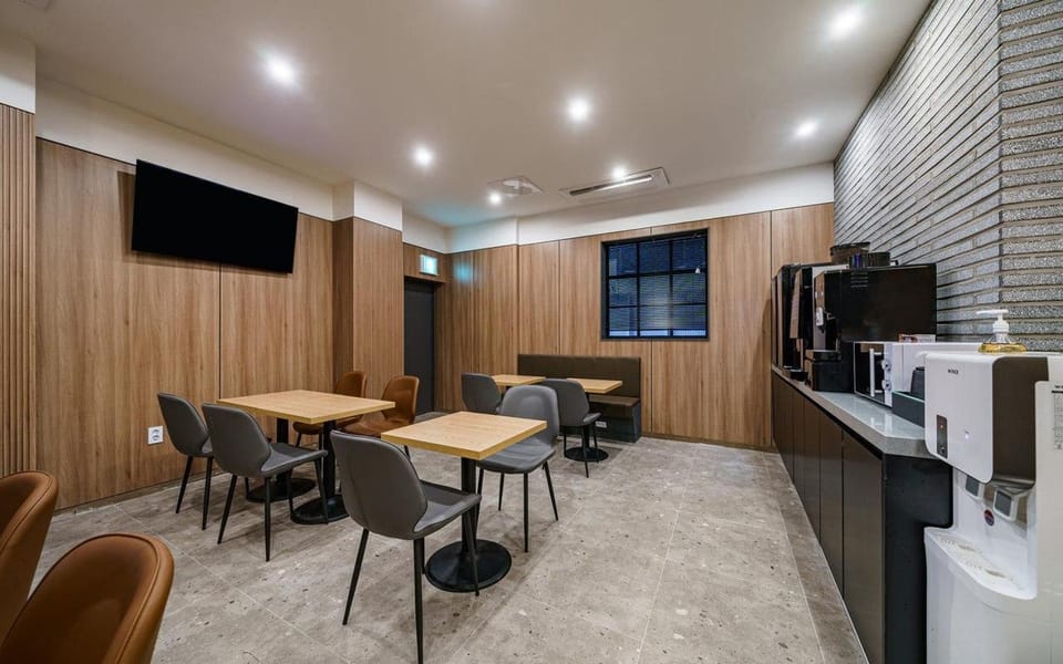 Brown Dot Suwon Guun Branch Motel in Gyeonggi-do