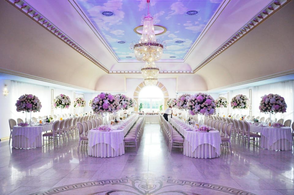 Banquet hall