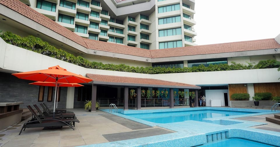 Swimming pool [kids]