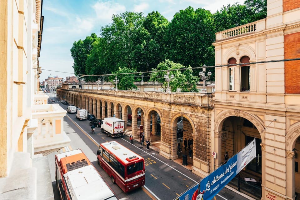 BOLOGNA SUITES - PRIVATE BATHROOM Hotel in Bologna