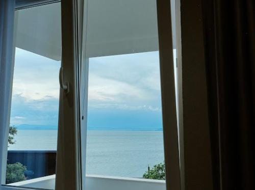 Lake view Hotel in Montenegro