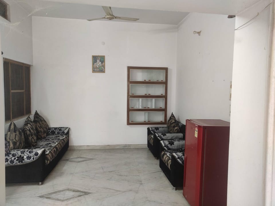 Kesher Paying Guest House Apartment hotel in Varanasi