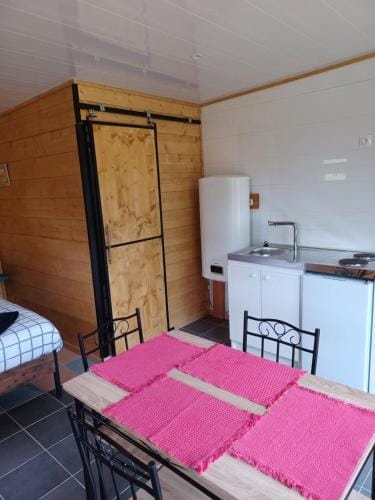 Tiny House Hotel in Bourgogne-Franche-Comté