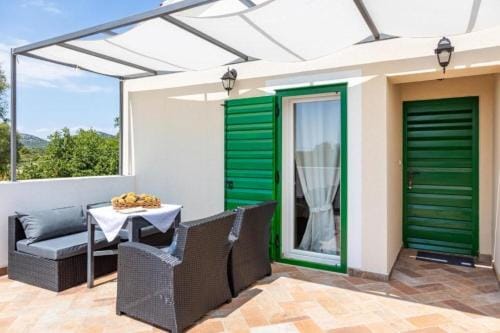 Rooms B&B Linda Hotel in Šibenik-Knin County, Croatia