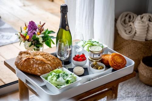 Le Vallon de Lehon Hotel in Brittany