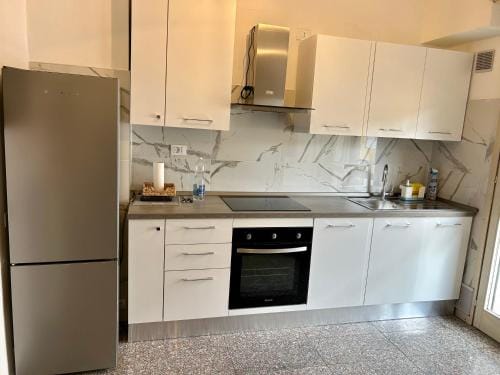 Bed Station -self check in- Hotel in Bergamo