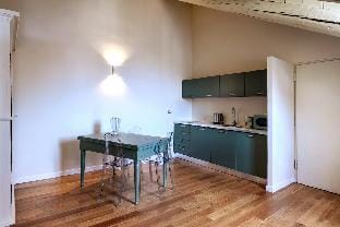 [Art Heaven] Suite Graneri in Torino Centro Hotel in Turin