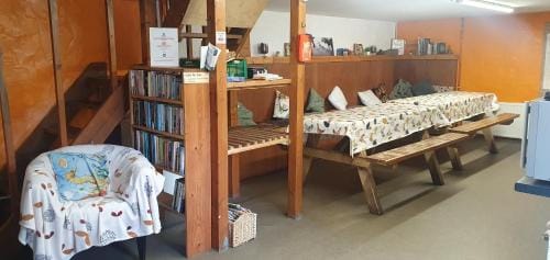 Pentre Bach Bunkhouse Hostel in Wales