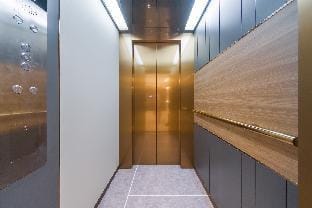 Hanting Hotel Xi'an Taihua South Road Hanyuandian Subway Station Hotel in Xian