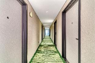 Hi Inn Hangzhou Wenyi West Road Finance and Economics University Hotel in Hangzhou