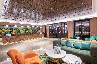 Orange Hotel Wuxi Xishan Yuanrong Plaza Hotel in Suzhou
