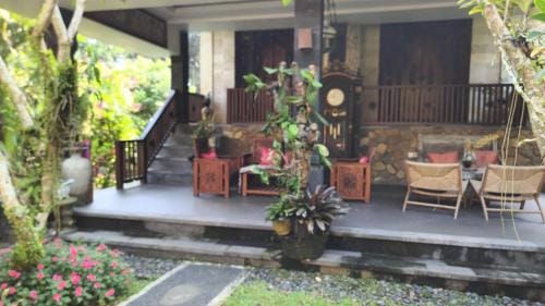 Mambal Balinese Guesthouse Hotel in Abiansemal