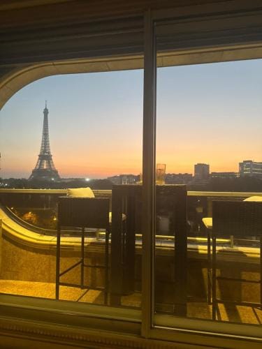 Les Amoureux de Paris Hotel in Paris