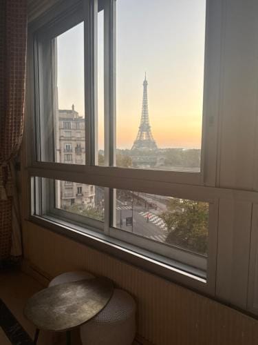 Les Amoureux de Paris Hotel in Paris